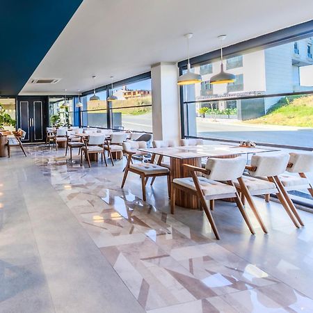 Heaven Premium Hotel Restaurant & Airport Shuttle Arnavutkoy 외부 사진